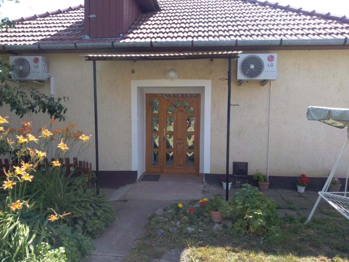 Hajdúszoboszló Raday Apartman מראה חיצוני תמונה